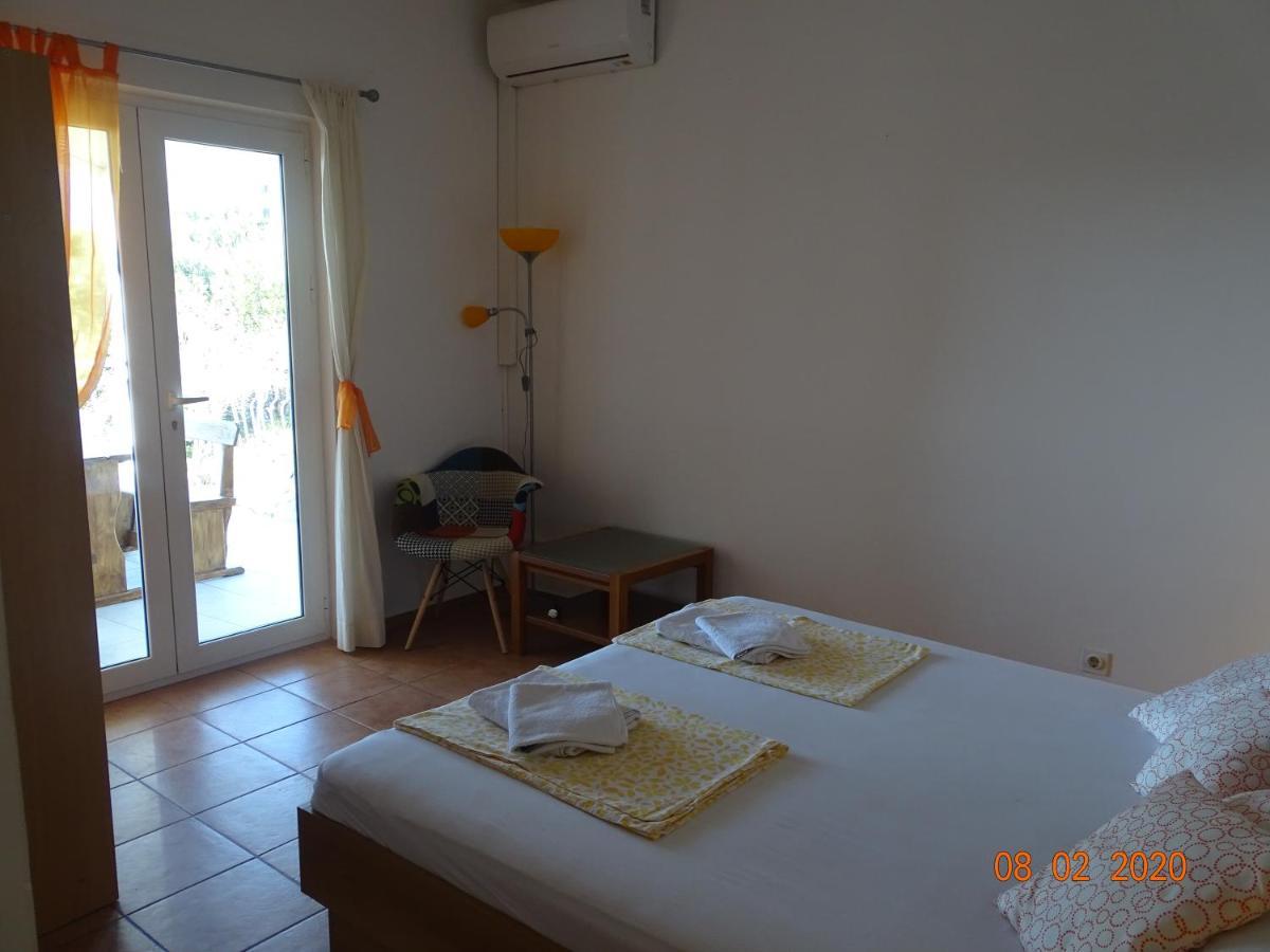 Apartments Antea & Magdalena Pirovac Ngoại thất bức ảnh
