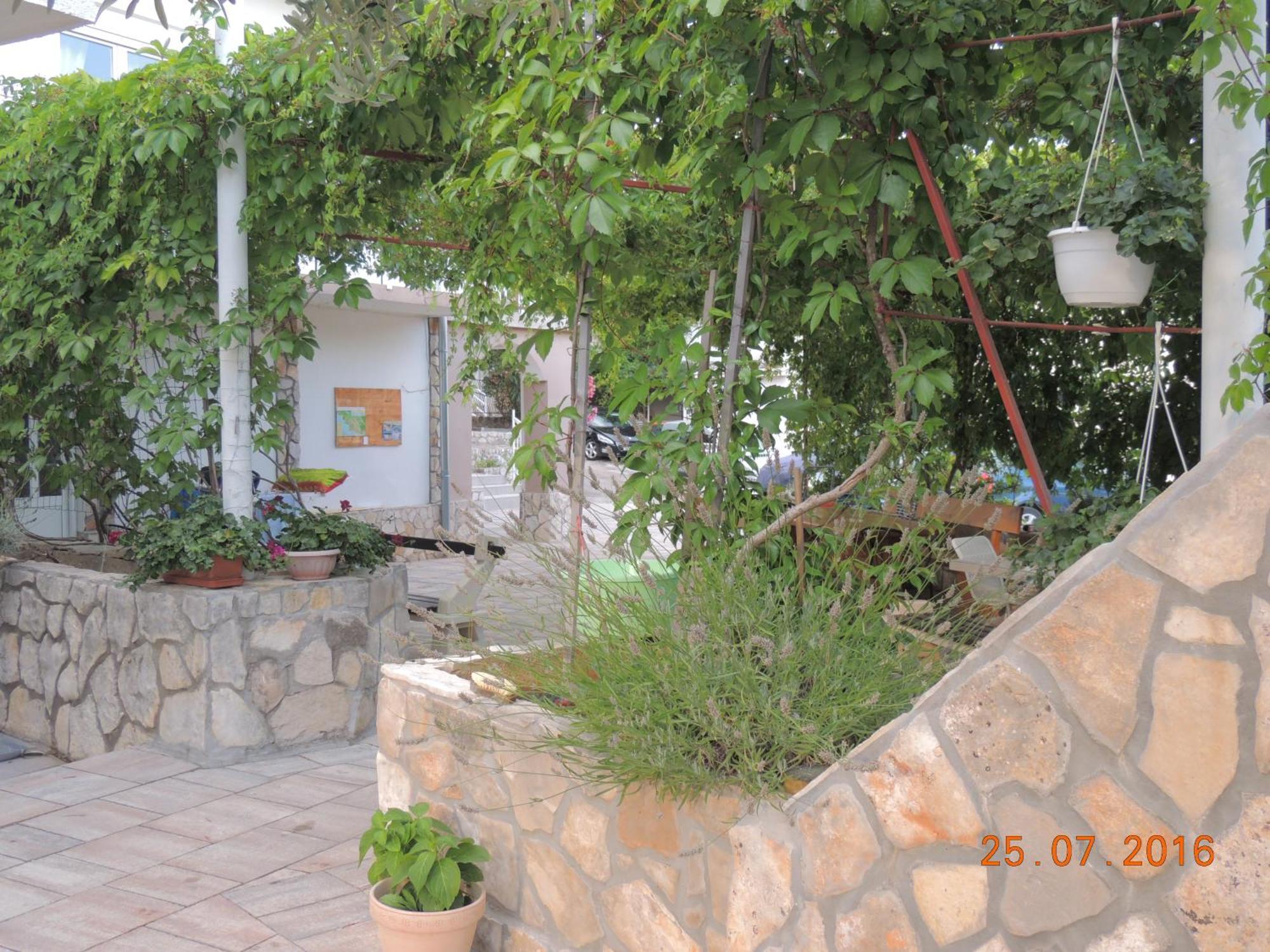 Apartments Antea & Magdalena Pirovac Ngoại thất bức ảnh